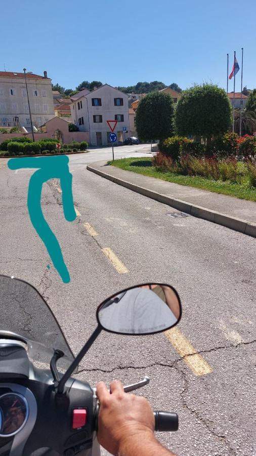 Apartman Kristina And Free Parking Mali Lošinj Zewnętrze zdjęcie