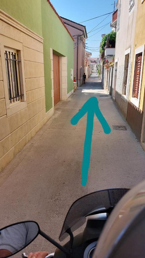 Apartman Kristina And Free Parking Mali Lošinj Zewnętrze zdjęcie