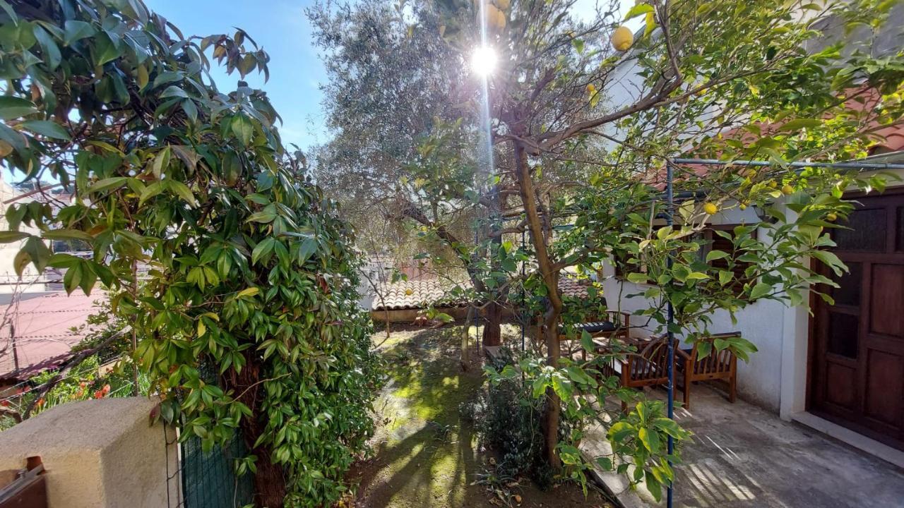 Apartman Kristina And Free Parking Mali Lošinj Zewnętrze zdjęcie