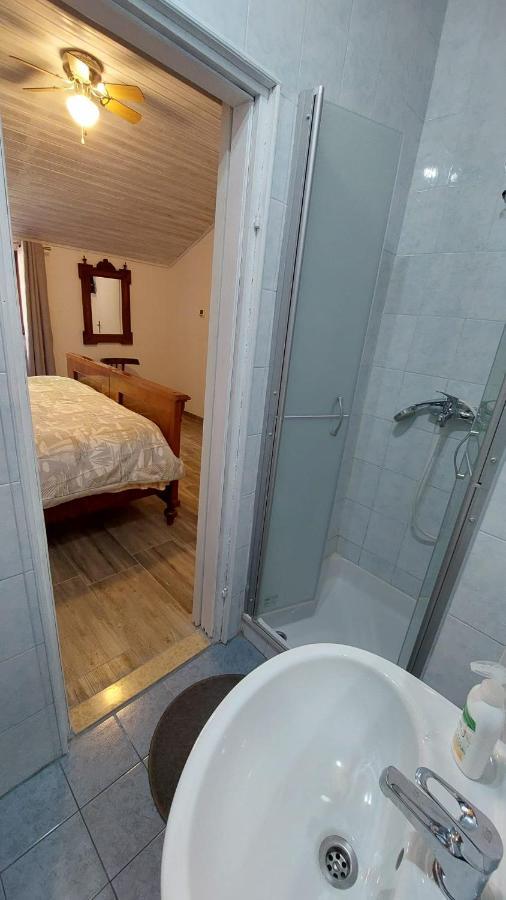 Apartman Kristina And Free Parking Mali Lošinj Zewnętrze zdjęcie